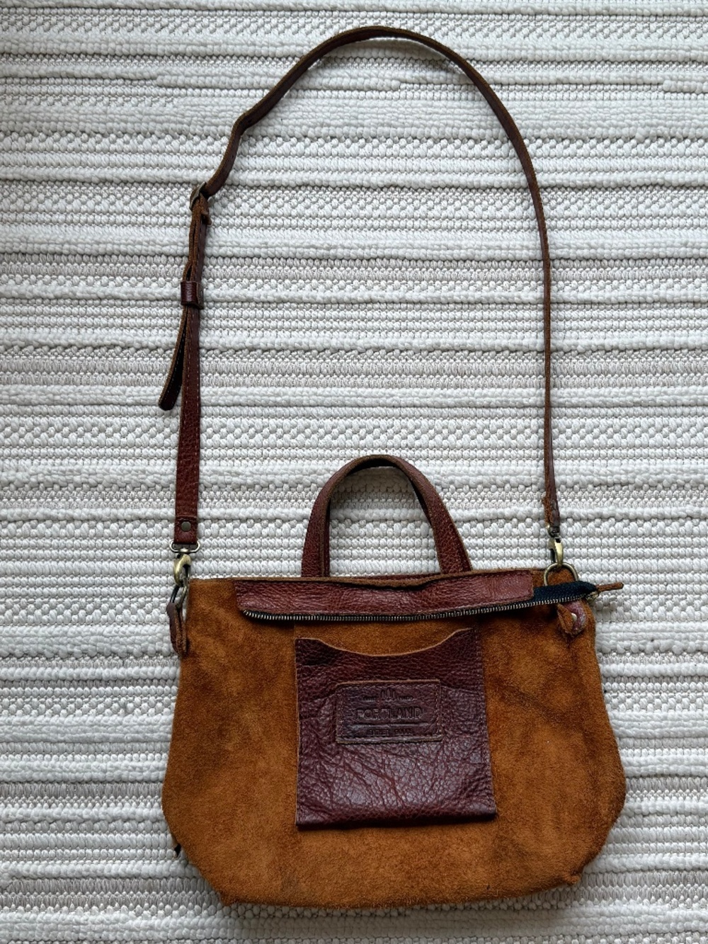Portland Leather Medium Crossbody Tote with Zipper in Nutmeg - Picture 3 of 11